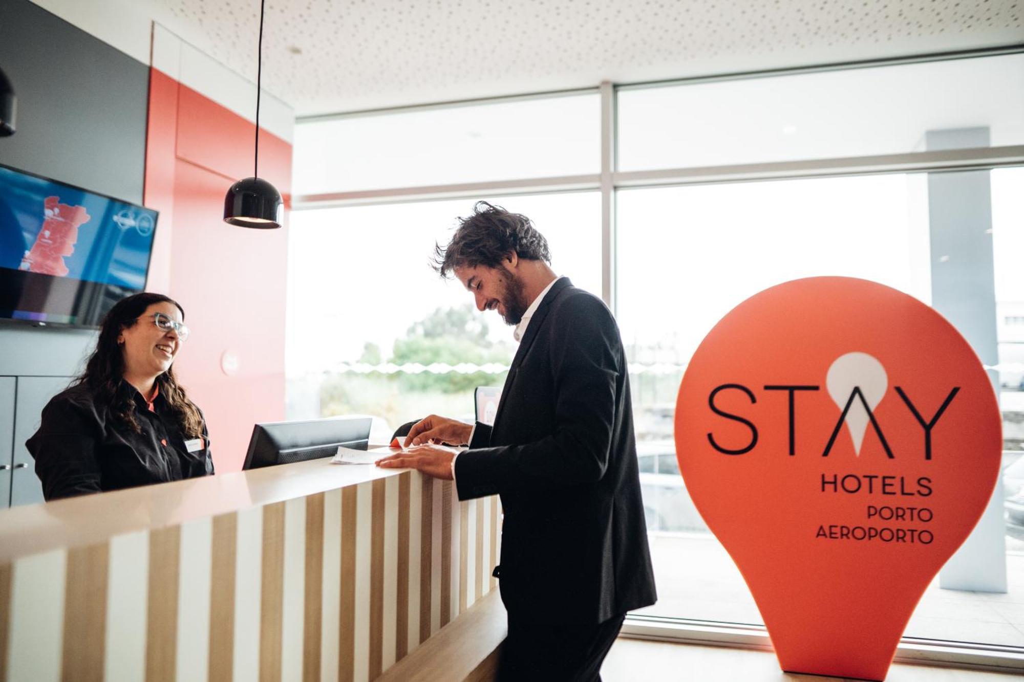 Stay Hotel Porto Aeroporto Moreira  Bagian luar foto